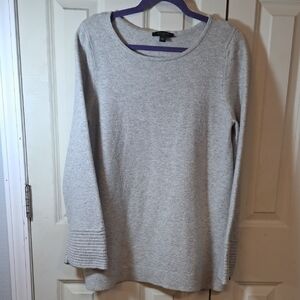 Ann Taylor Gray Crew Neck Sweater